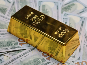 美伊戰不停，黃金不漲反跌...現在進場是抄底還是接刀？專家推演金價「反彈劇本」：最多能漲30％